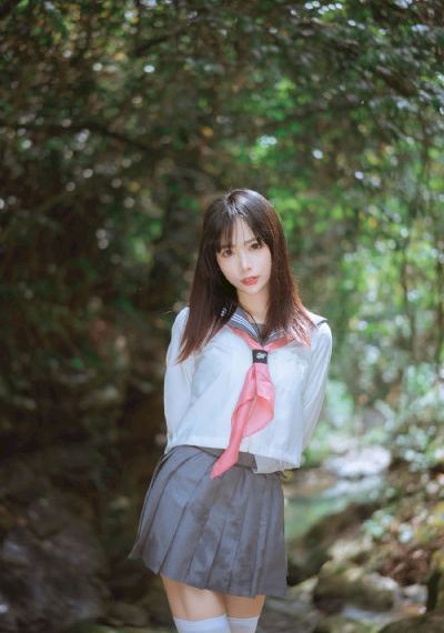亲爱的老师hd中字_蓝光在线手机播放